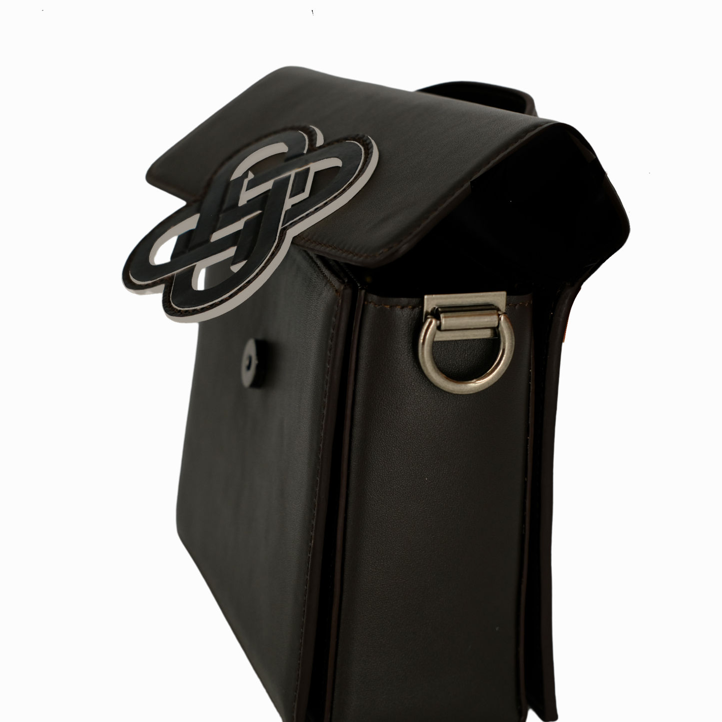 Leather handbag inspired by Chinese Knots, created by Crafca, vegetable-tanned leather, traditional crafts, Chinese knots, Asian heritage